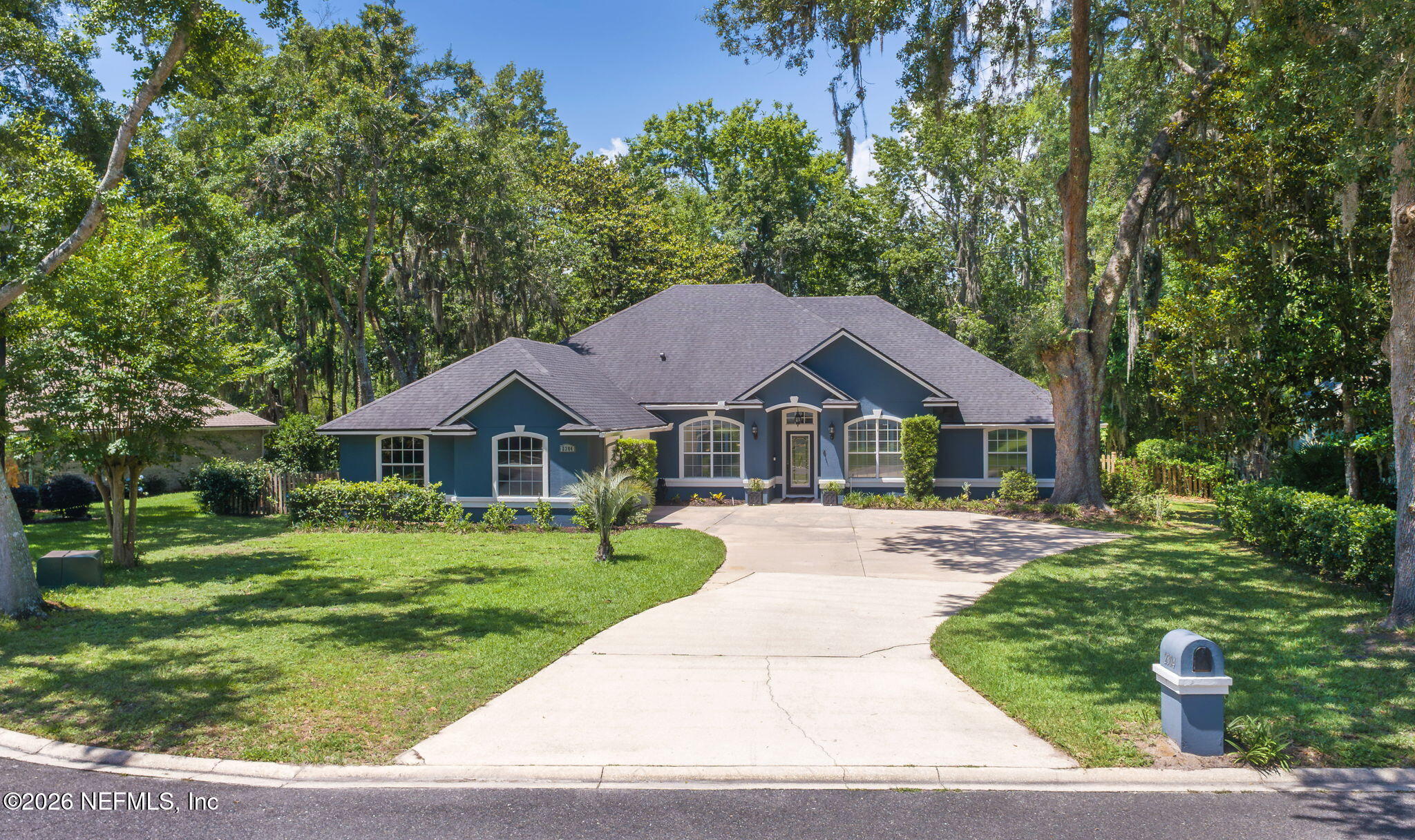 2304 EMILYS Way