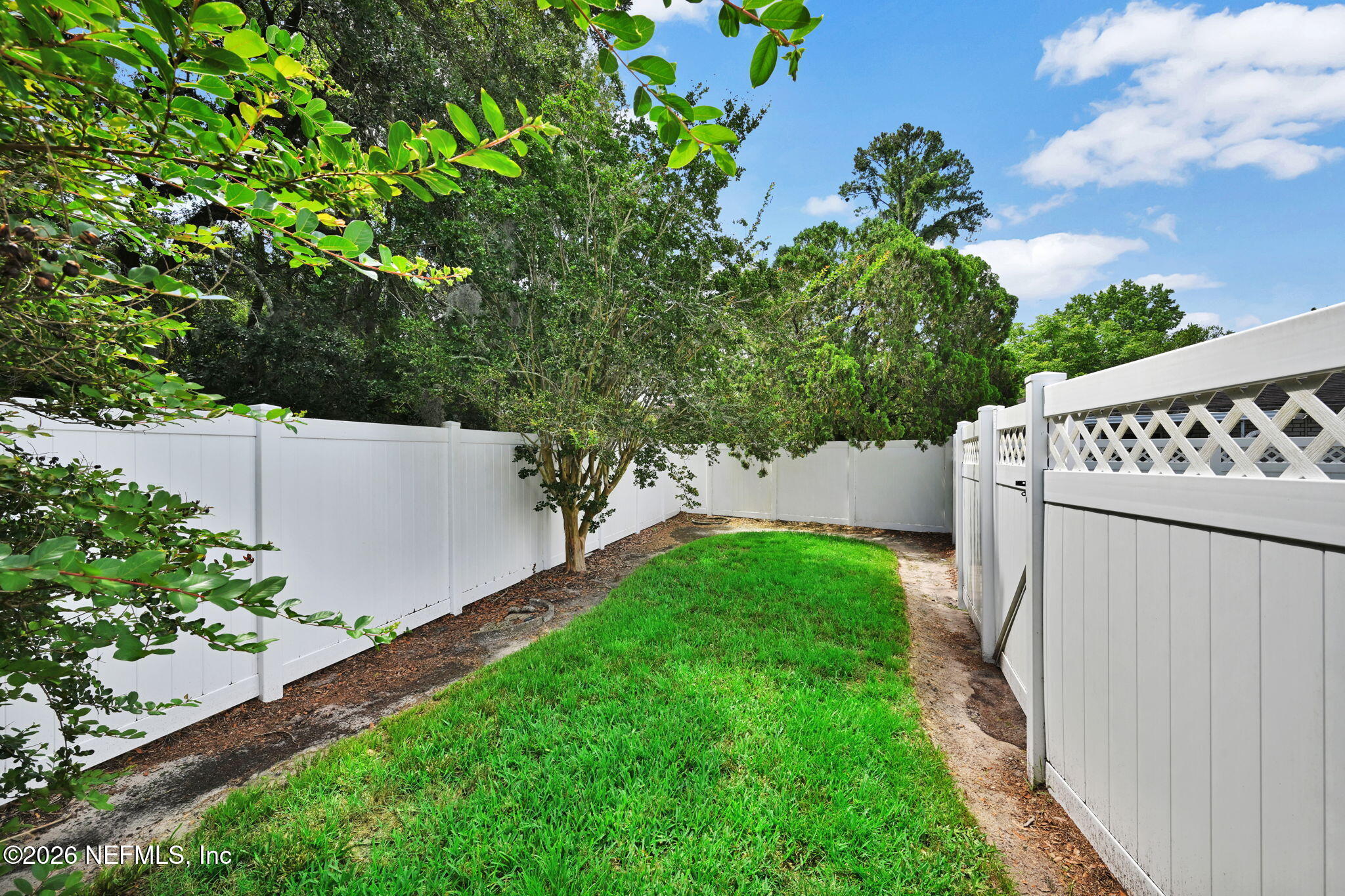 8173 EL CIENTO Court