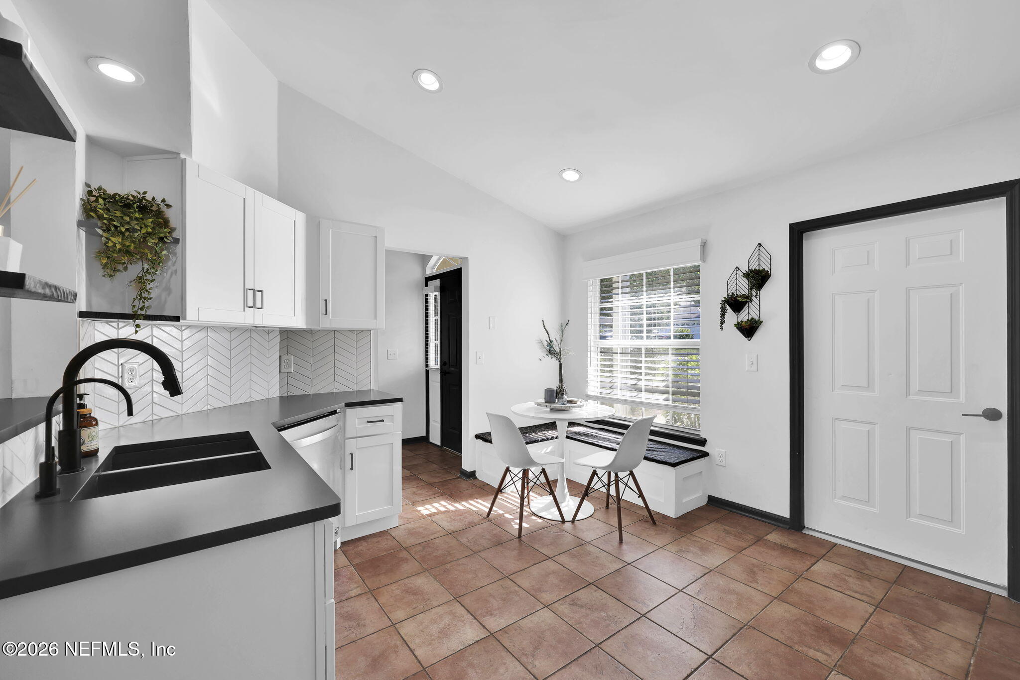 1180 WINDY WILLOWS Drive