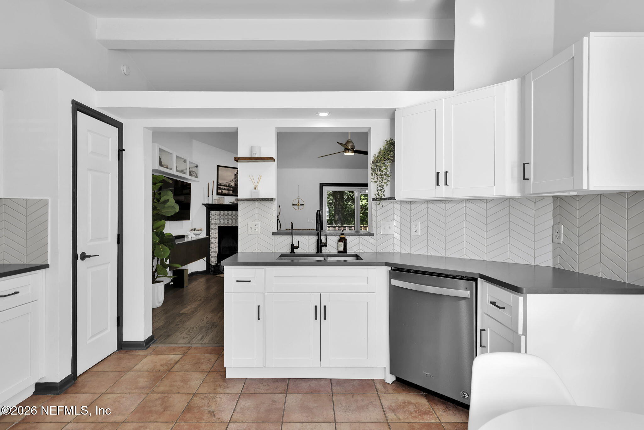 1180 WINDY WILLOWS Drive