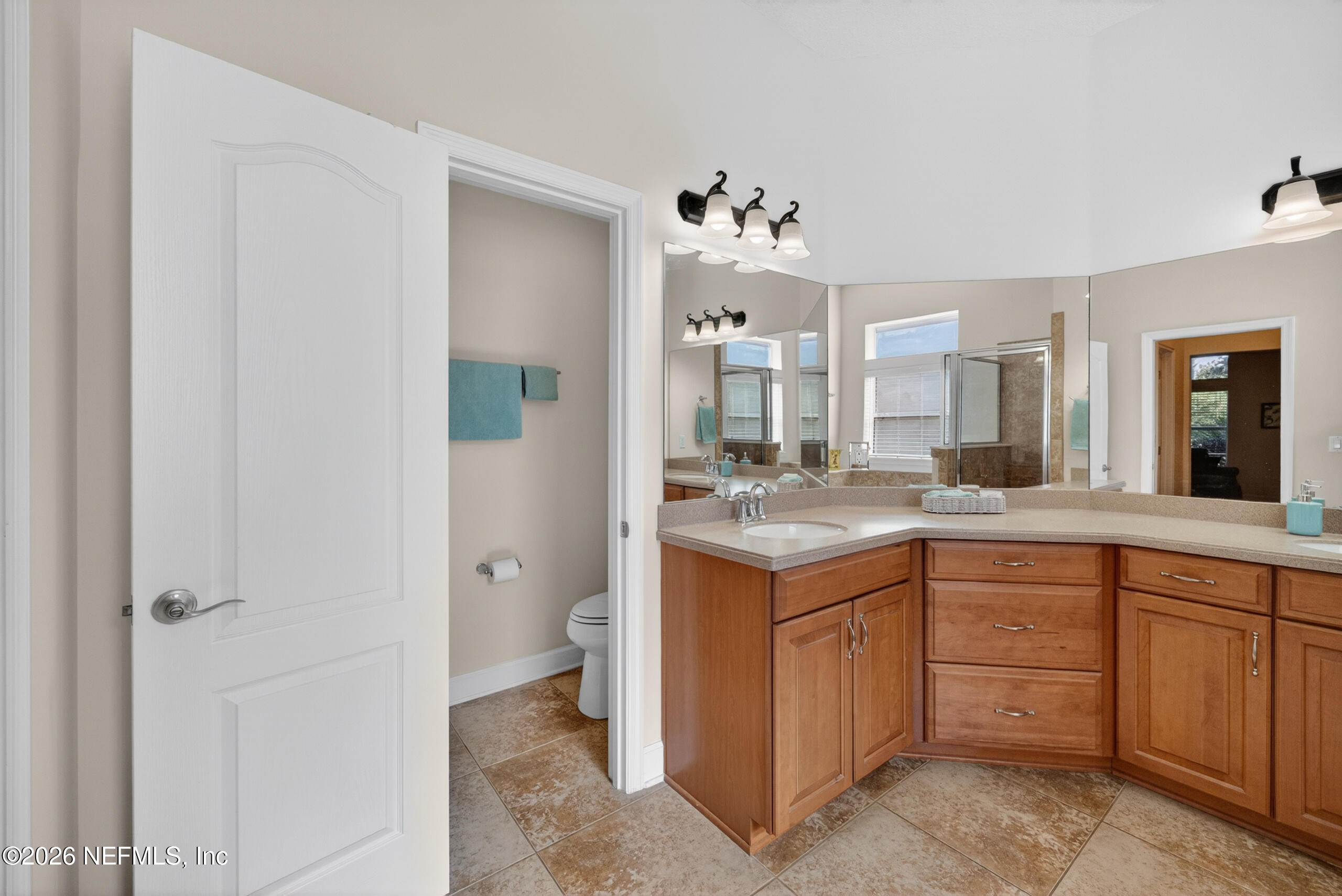 536 SPANISH Way W