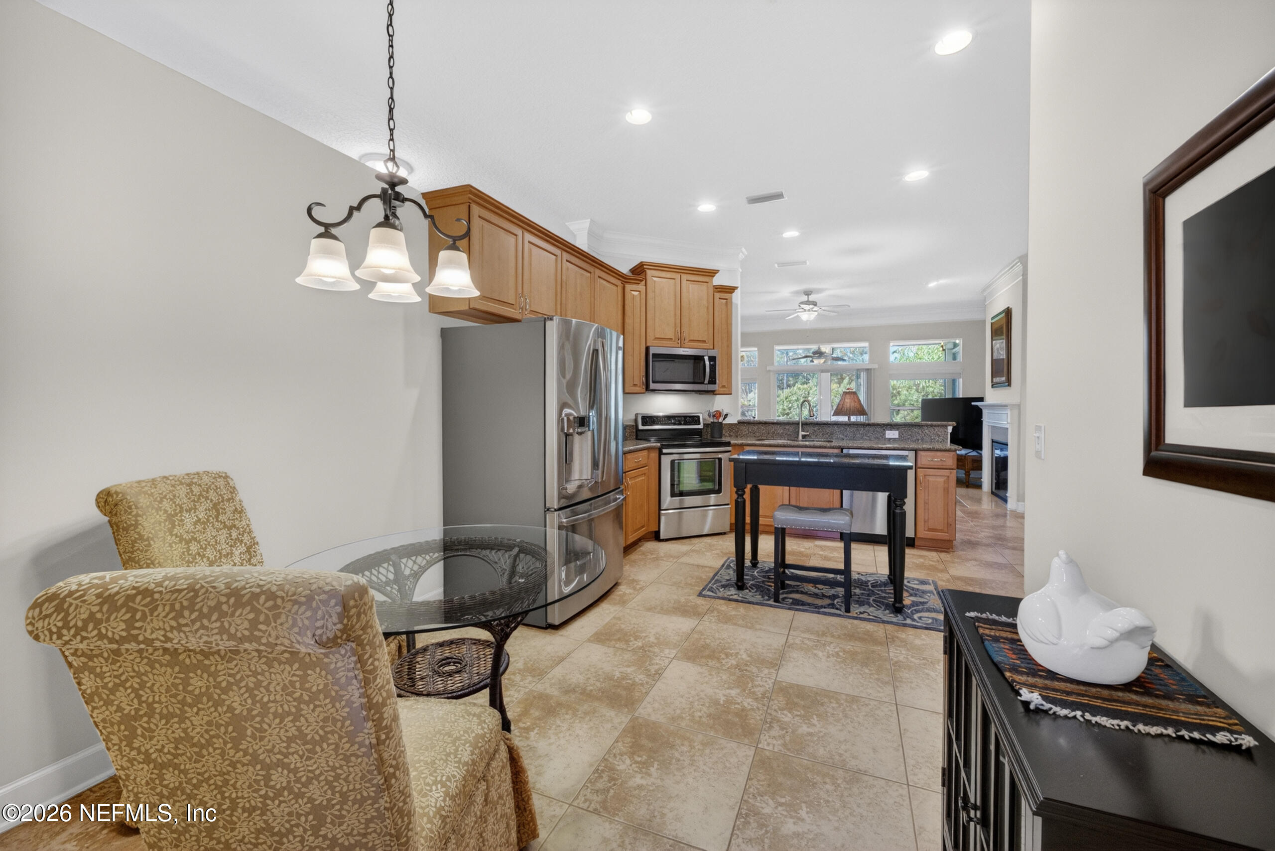 536 SPANISH Way W