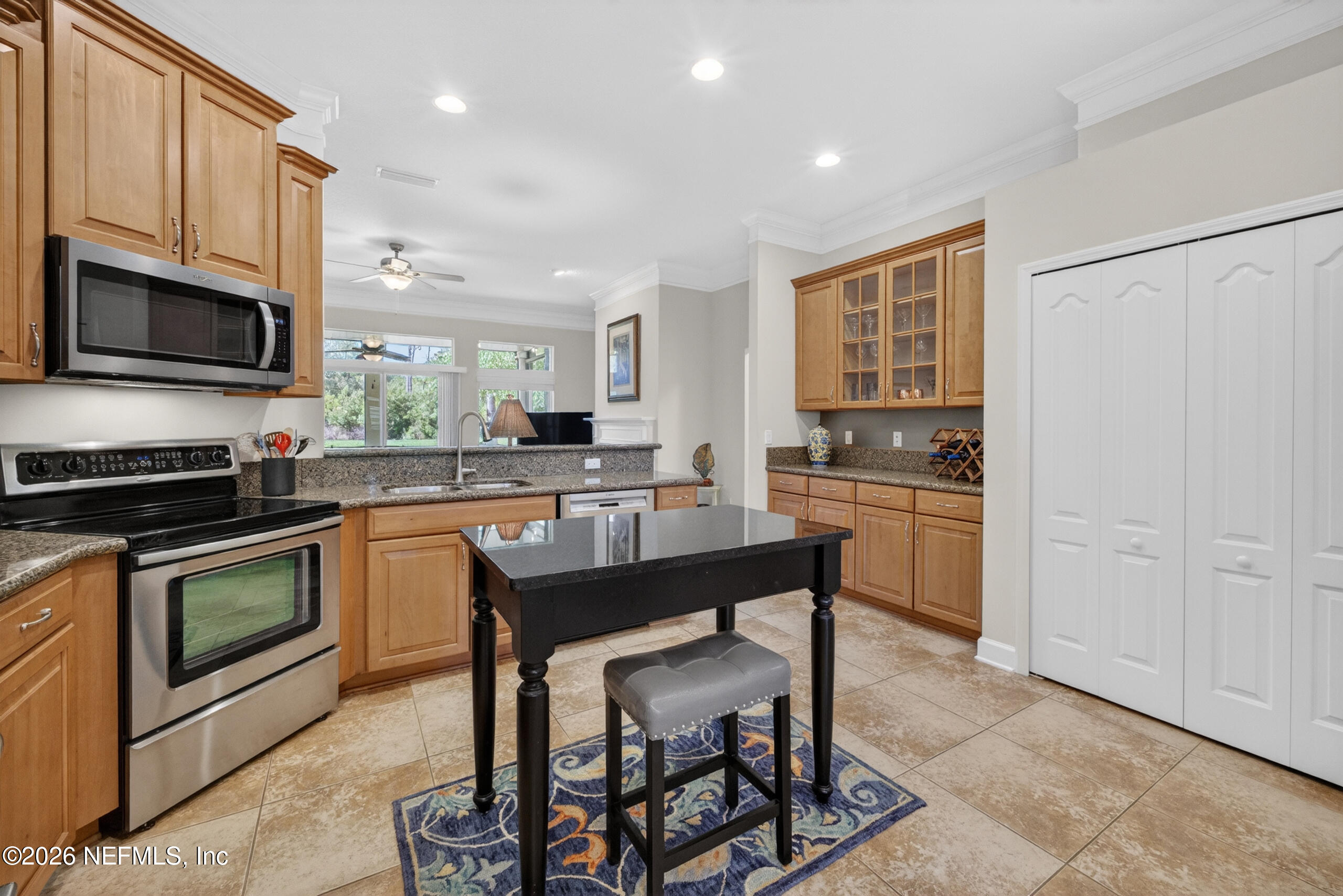 536 SPANISH Way W