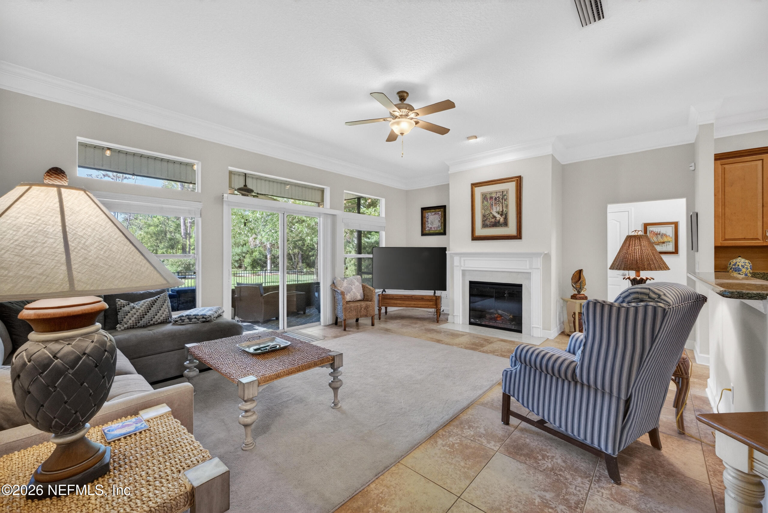 536 SPANISH Way W