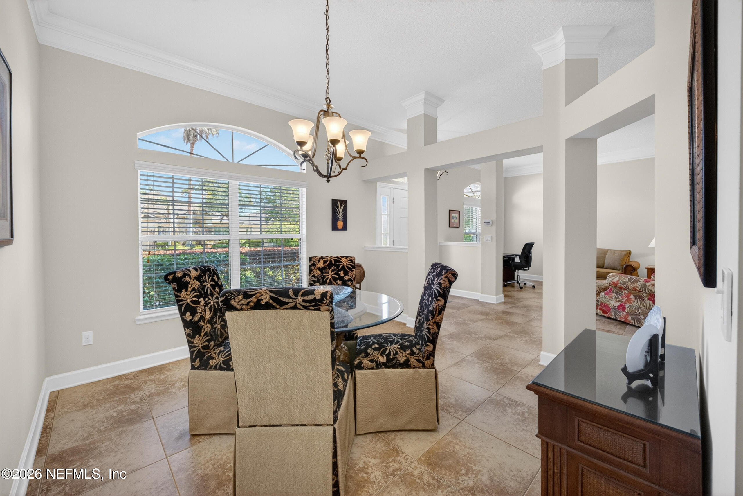 536 SPANISH Way W