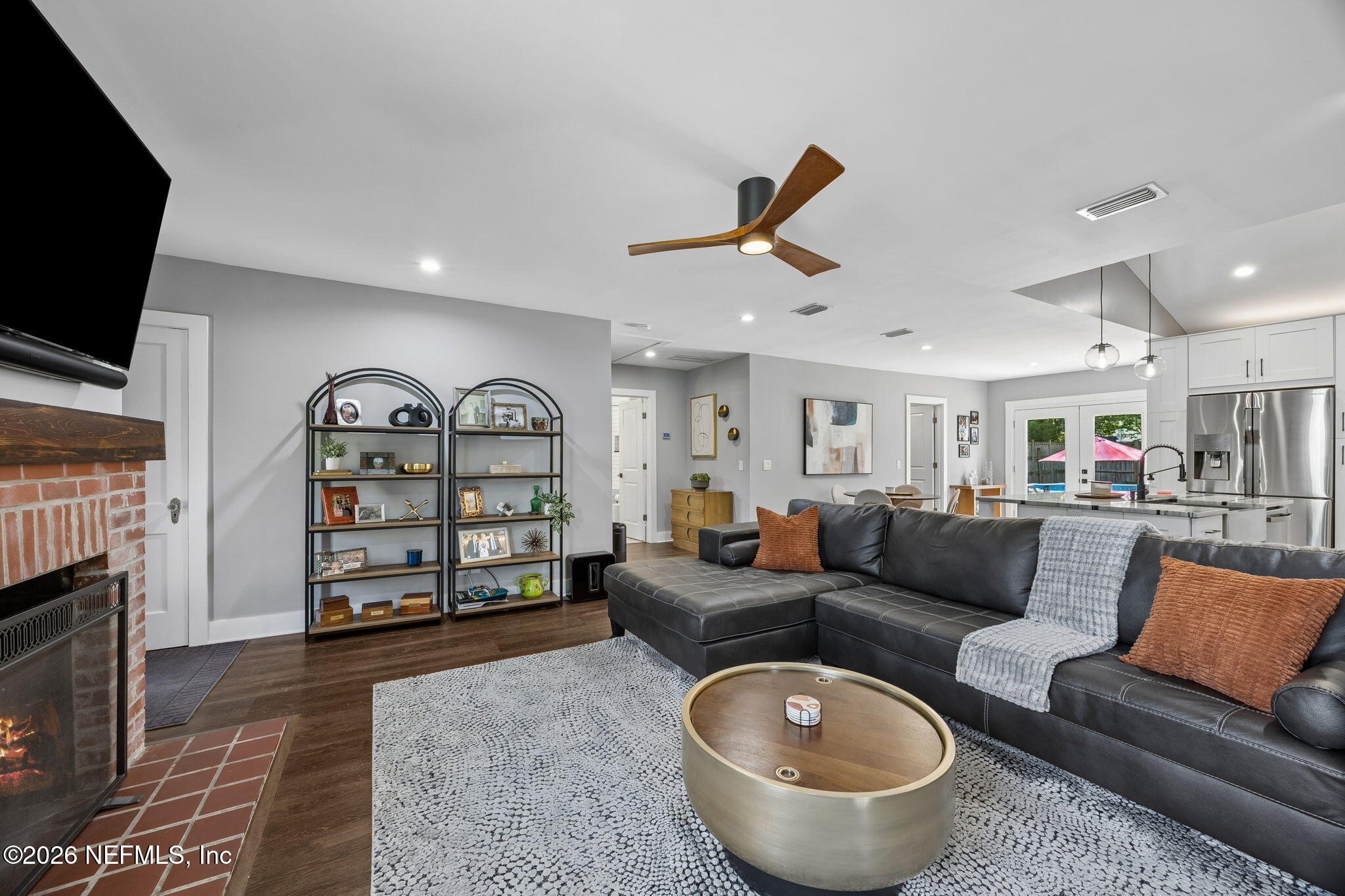 1728 MAYVIEW Road