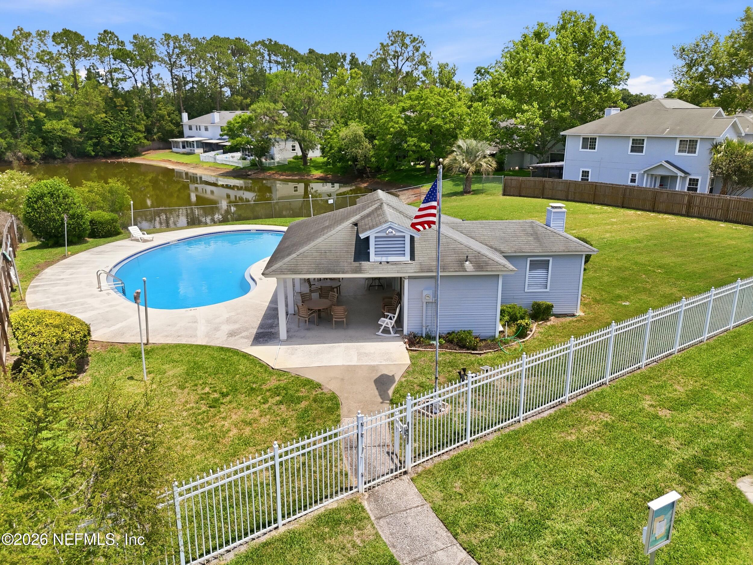 4585 CABBAGE POND Drive