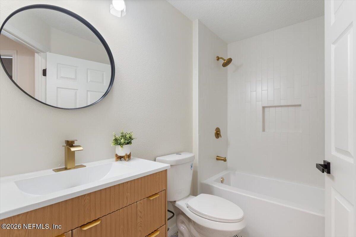 136 MAHOGANY BAY Drive, St. Johns