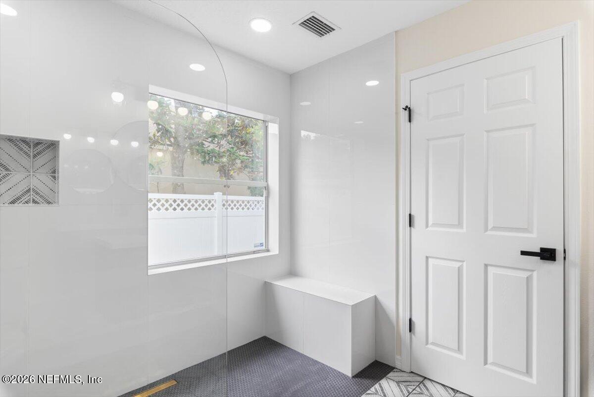 136 MAHOGANY BAY Drive, St. Johns