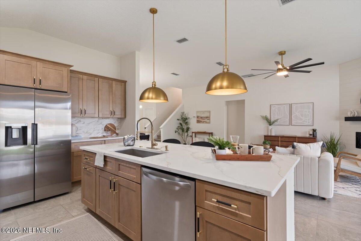 136 MAHOGANY BAY Drive, St. Johns