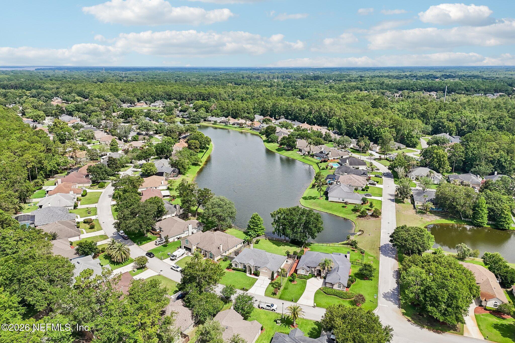 372 MAPLEWOOD Drive, St. Johns