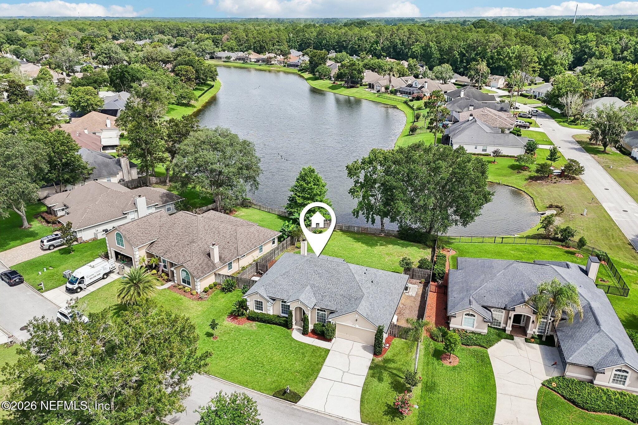 372 MAPLEWOOD Drive, St. Johns