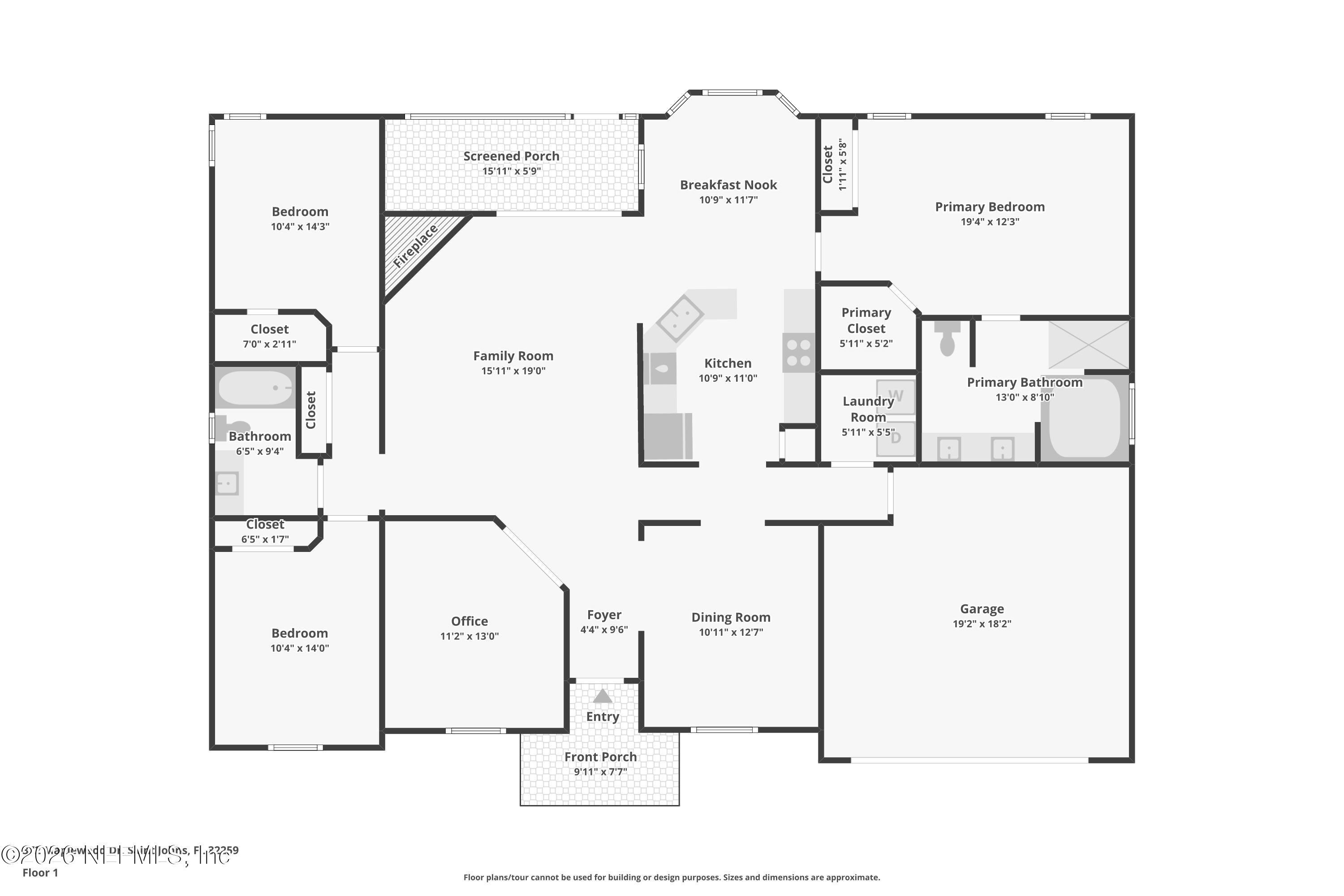 372 MAPLEWOOD Drive, St. Johns