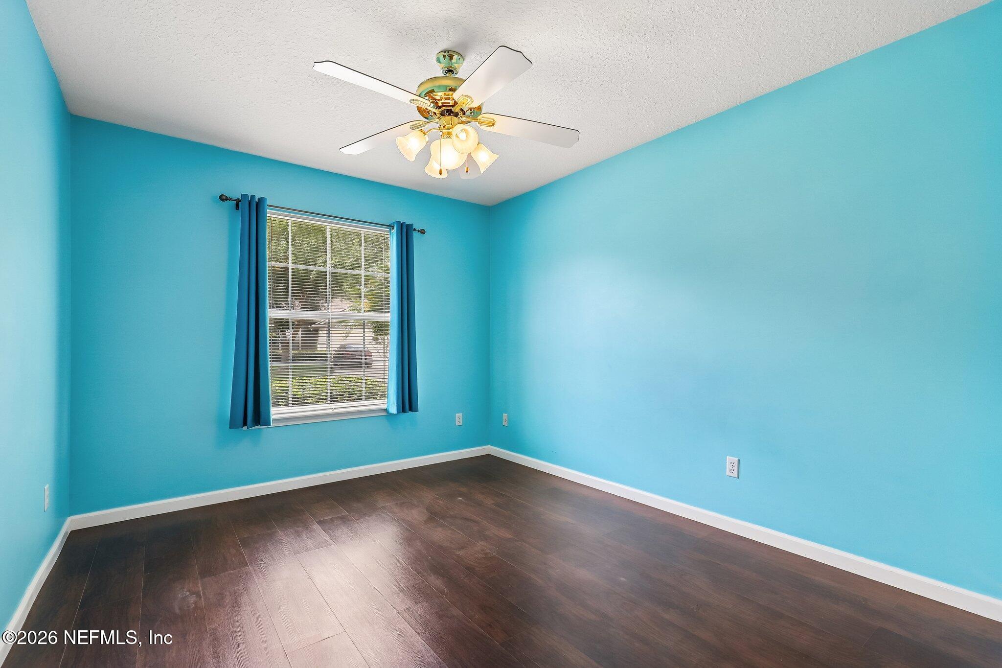 372 MAPLEWOOD Drive, St. Johns
