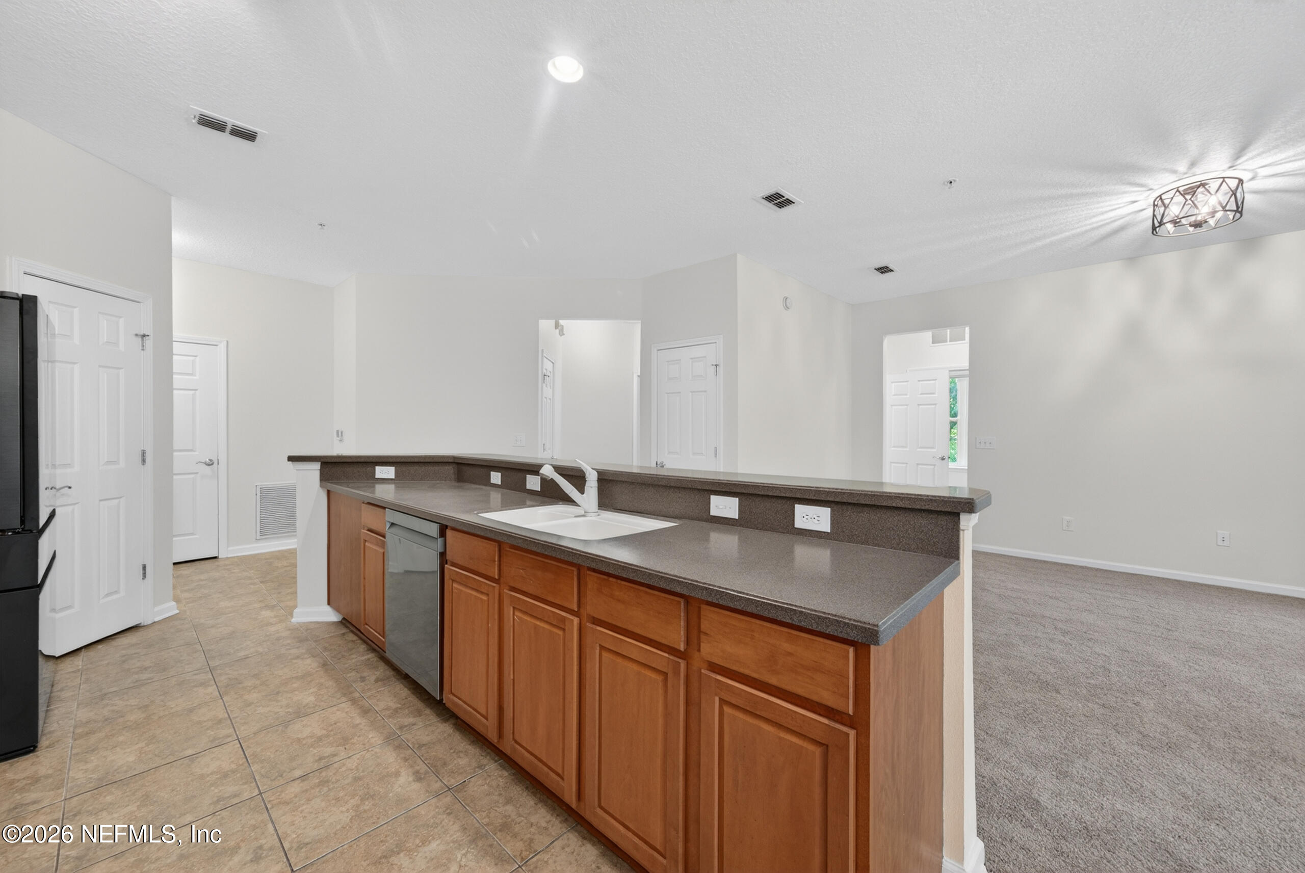 13364 BEACH Boulevard 913
