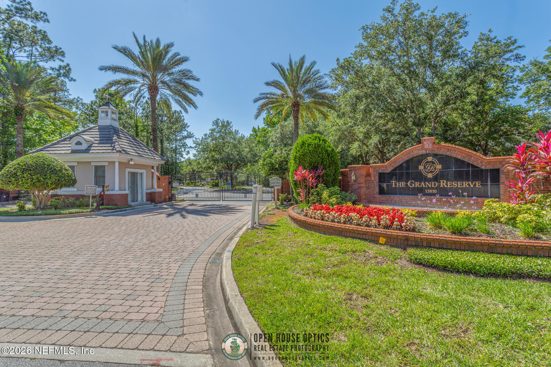 13810 SUTTON PARK Drive N 1425