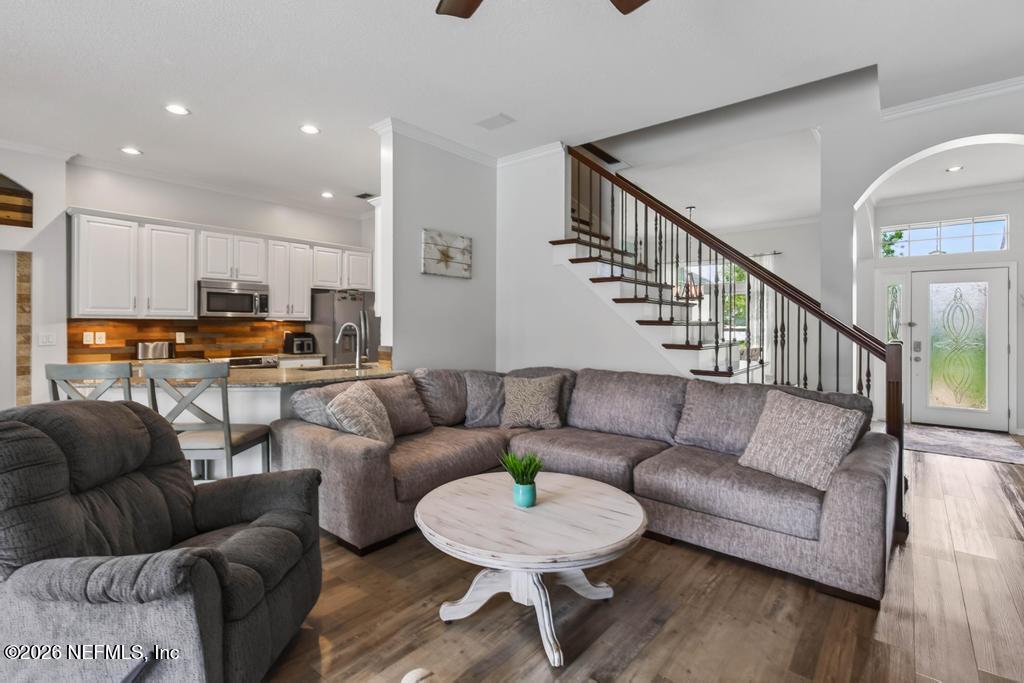 6783 CABELLO Drive