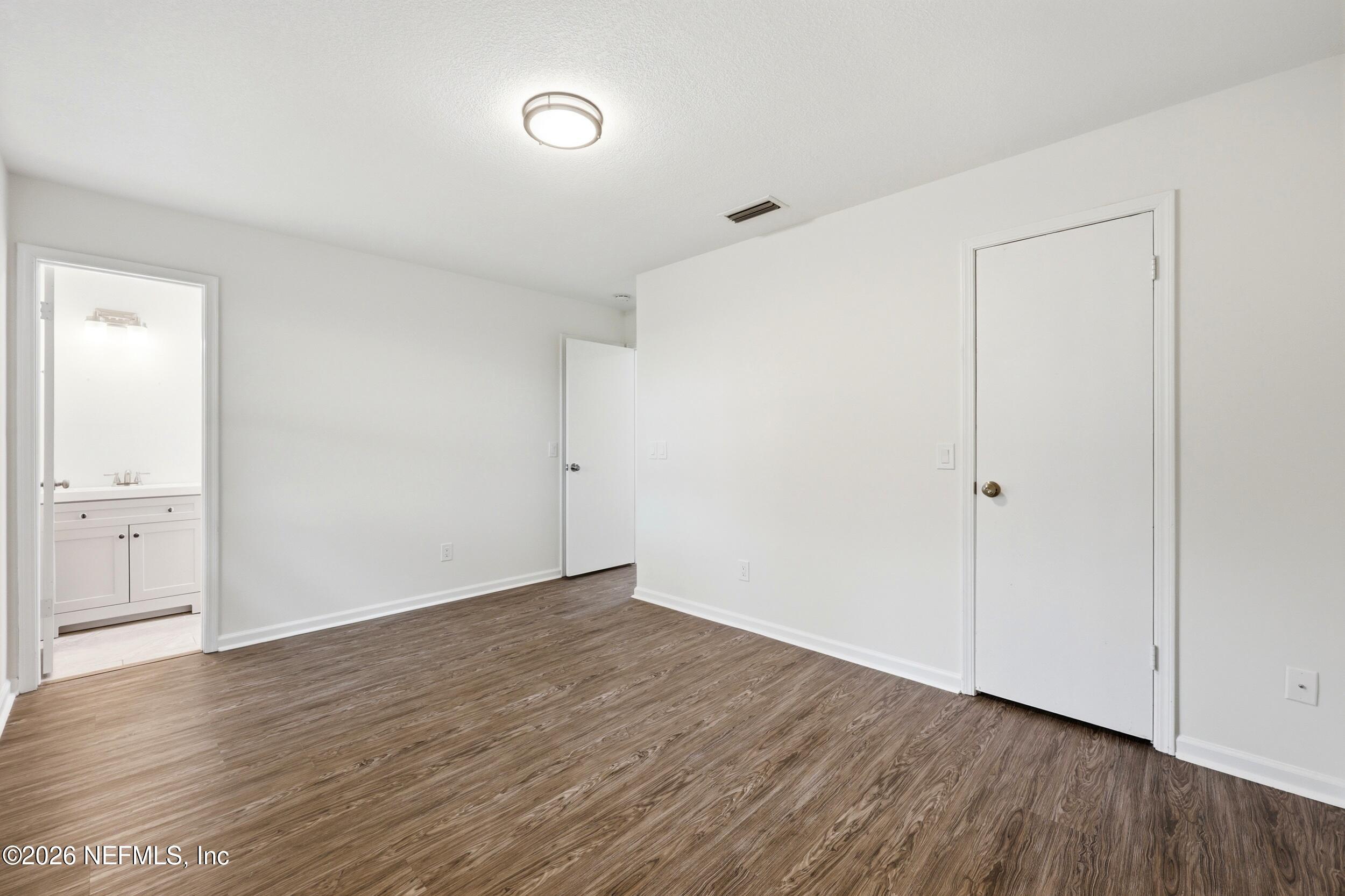 1745 LAURA ANN Lane