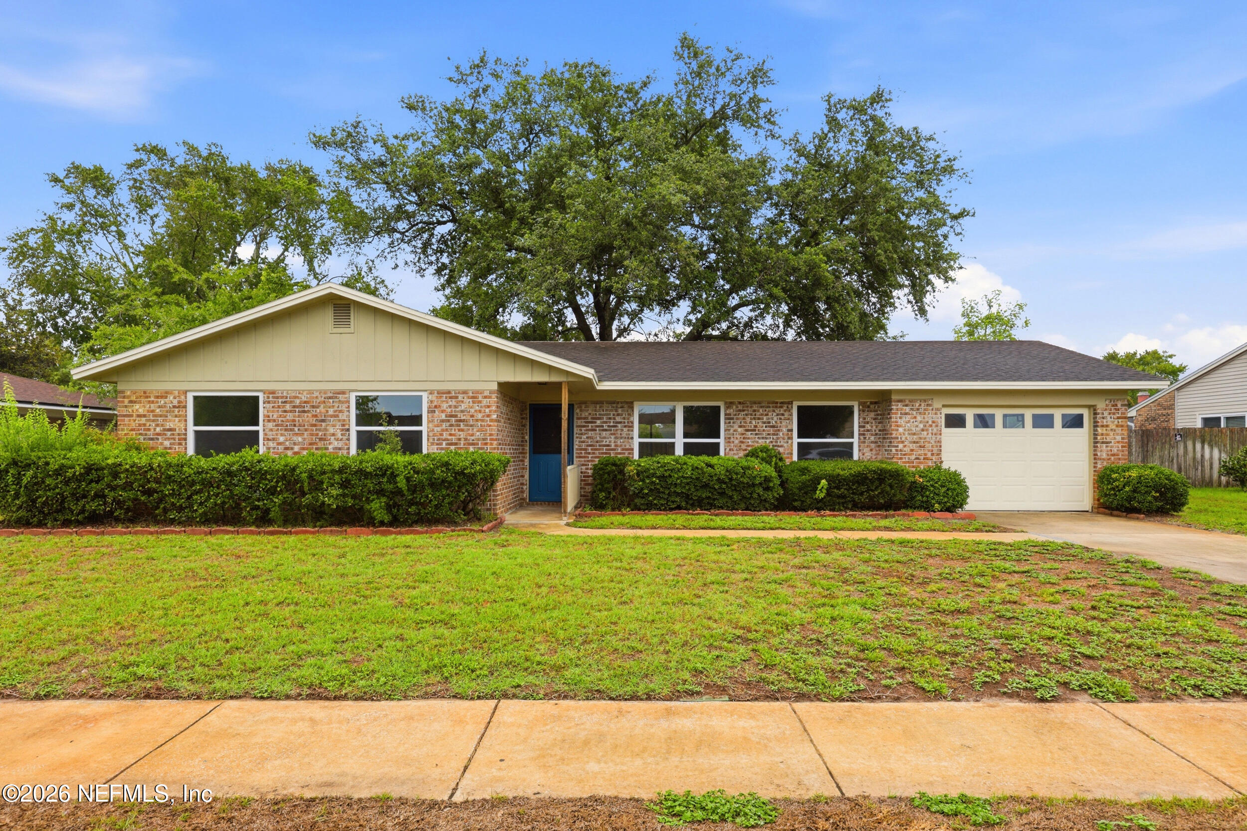 1745 LAURA ANN Lane