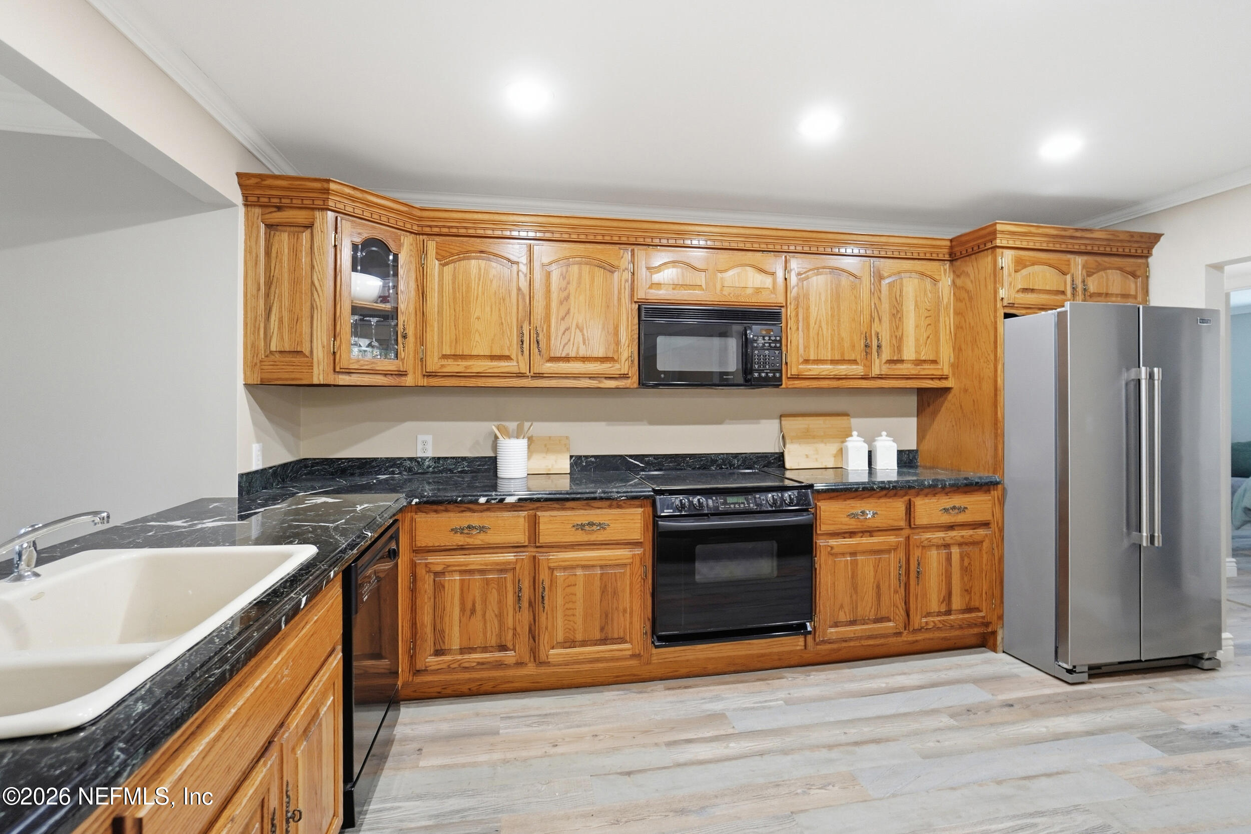 10 10TH Street 9B
