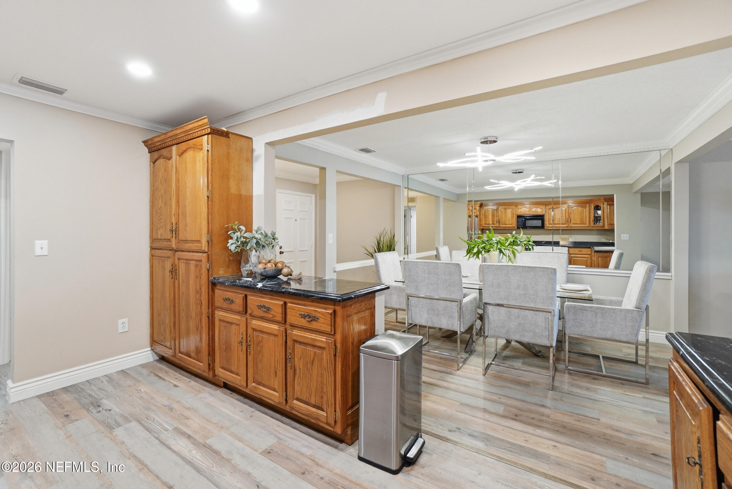 10 10TH Street 9B