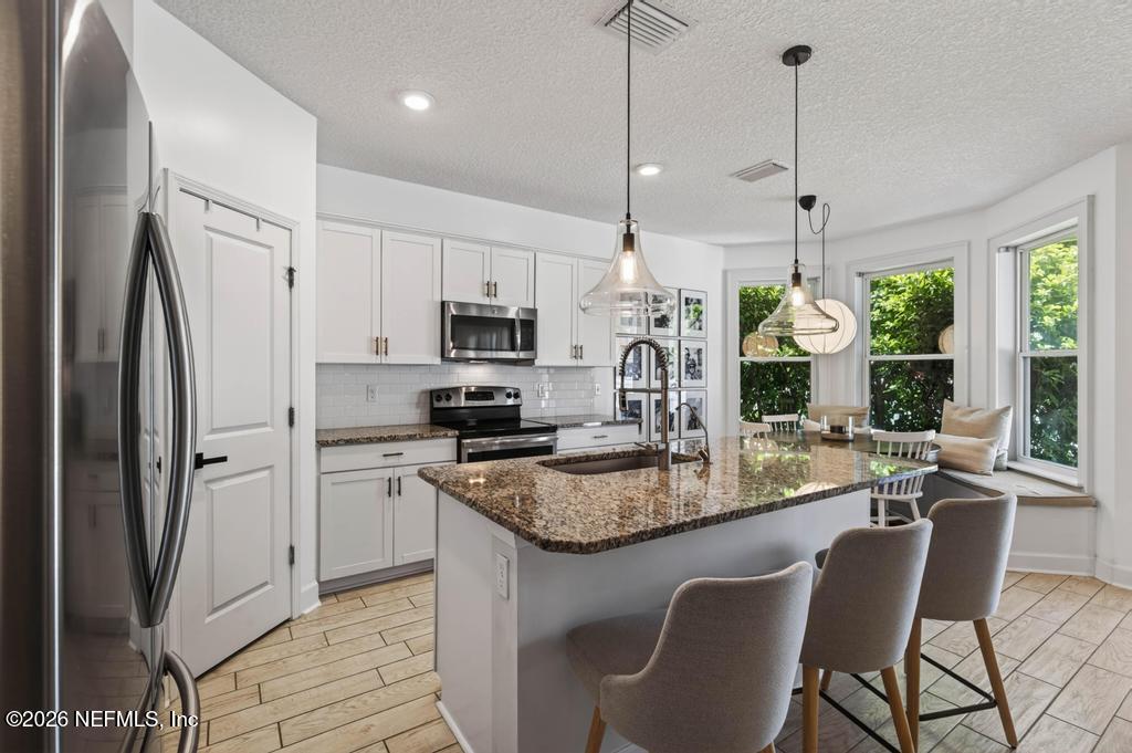 63 FOREST EDGE Drive, St. Johns