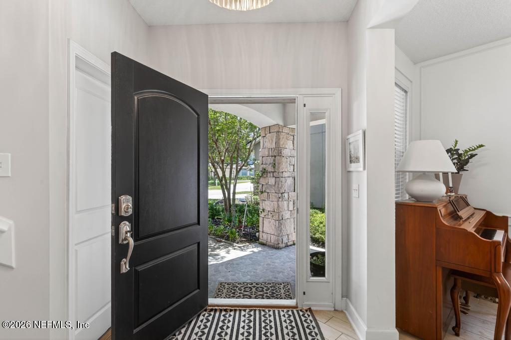 63 FOREST EDGE Drive, St. Johns