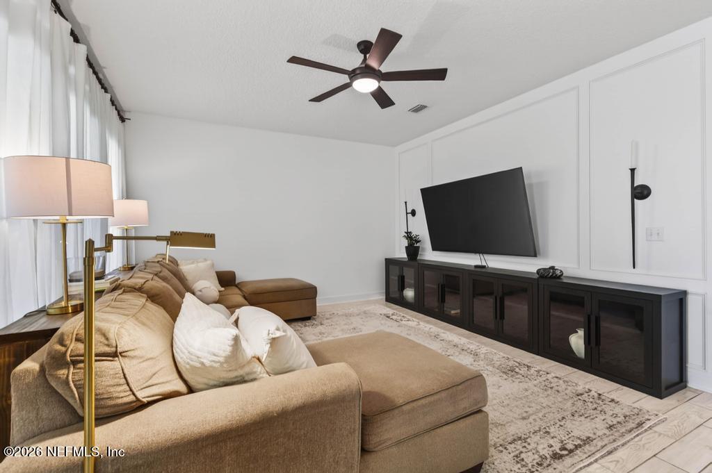 63 FOREST EDGE Drive, St. Johns