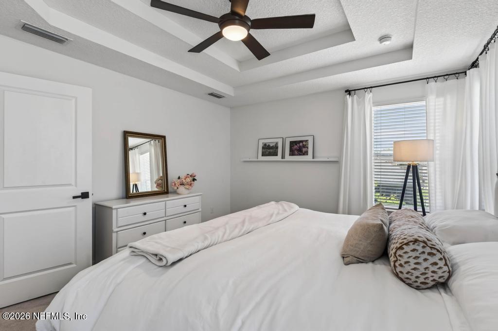 63 FOREST EDGE Drive, St. Johns