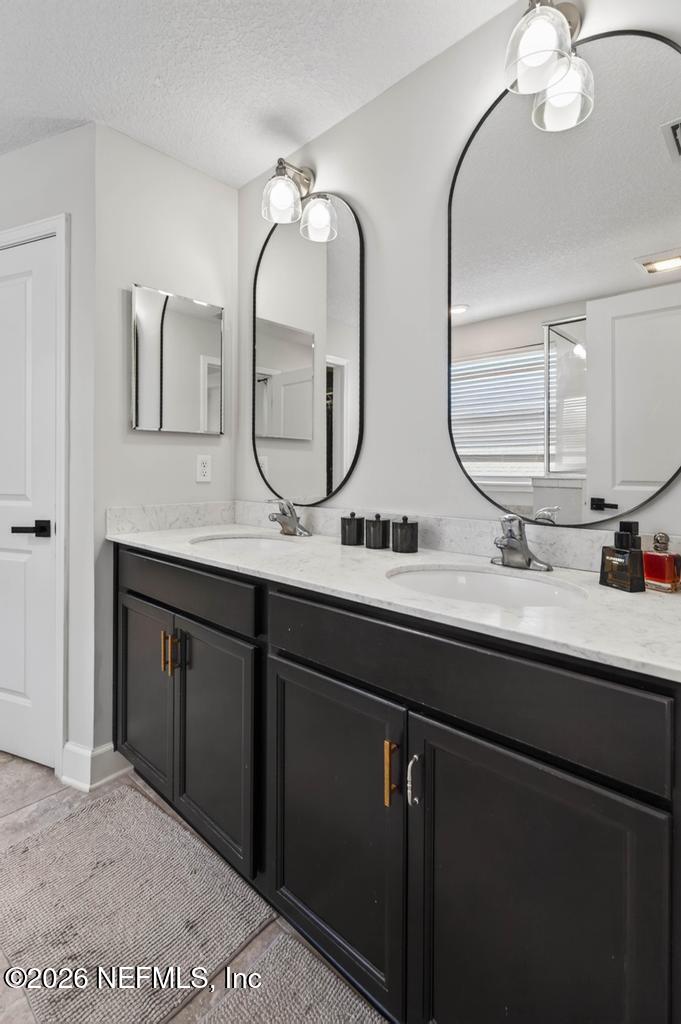 63 FOREST EDGE Drive, St. Johns