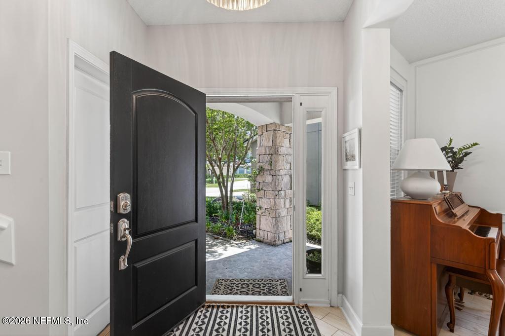 63 FOREST EDGE Drive, St. Johns