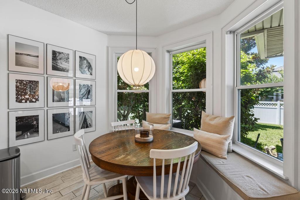 63 FOREST EDGE Drive, St. Johns