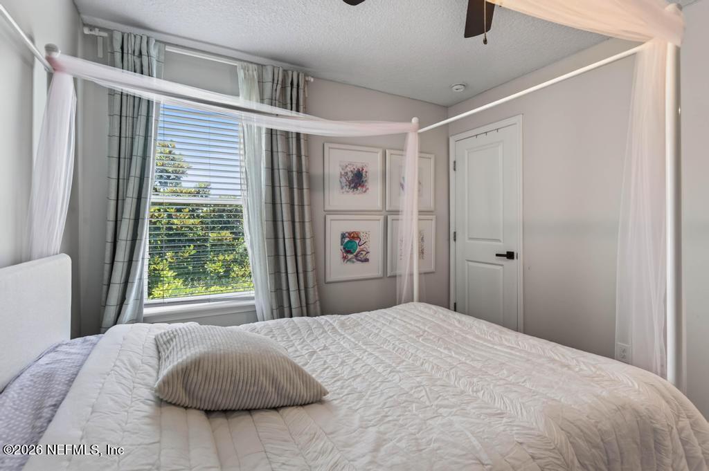 63 FOREST EDGE Drive, St. Johns