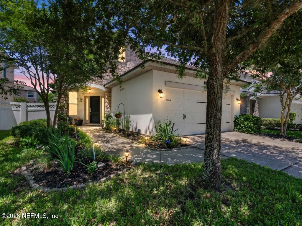 63 FOREST EDGE Drive, St. Johns