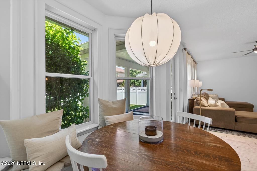 63 FOREST EDGE Drive, St. Johns
