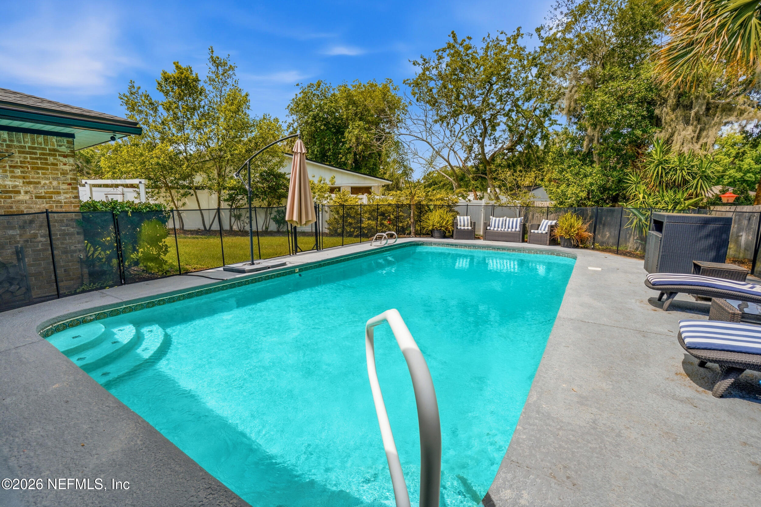 4042 HARBOUR COVE Drive