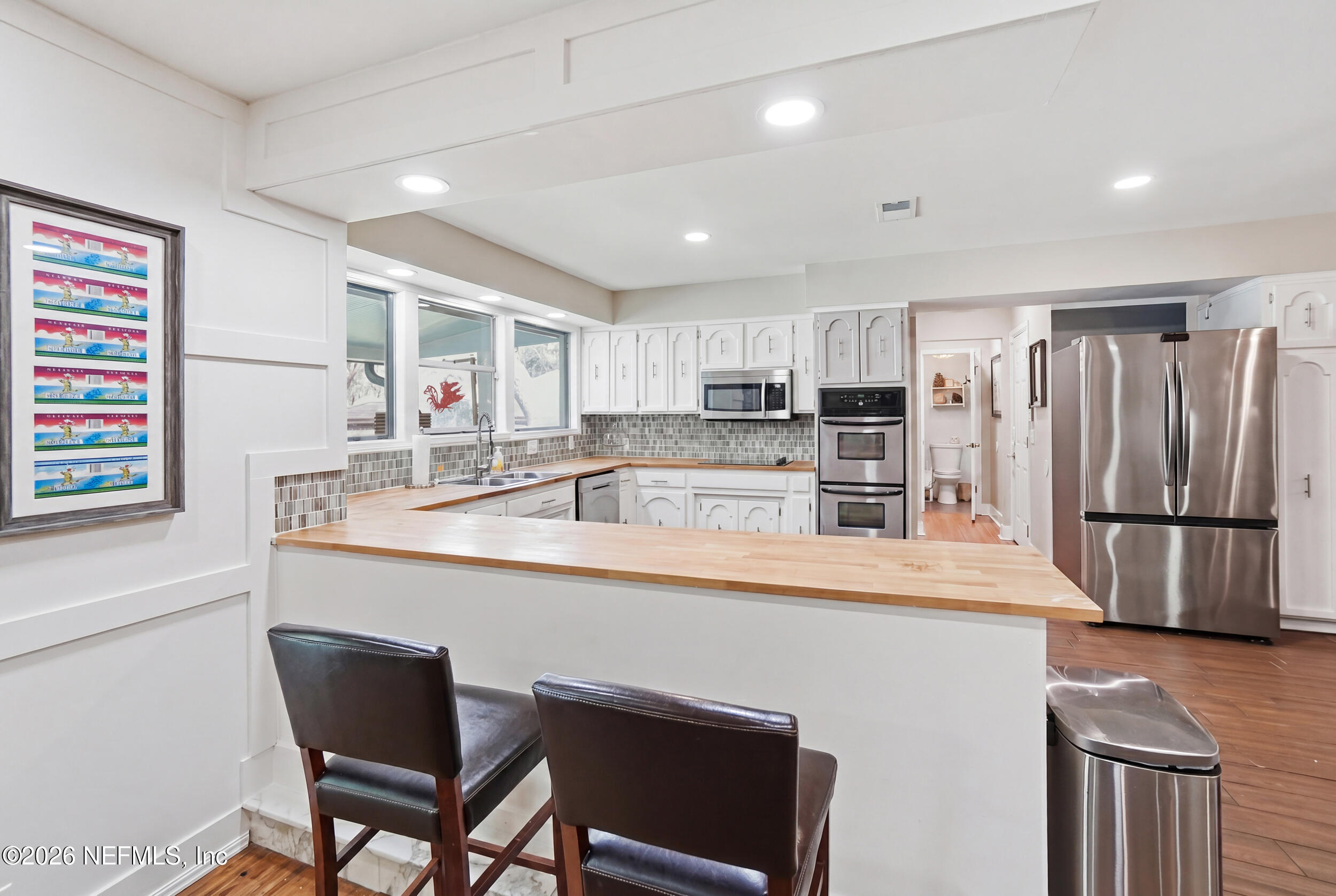 4042 HARBOUR COVE Drive