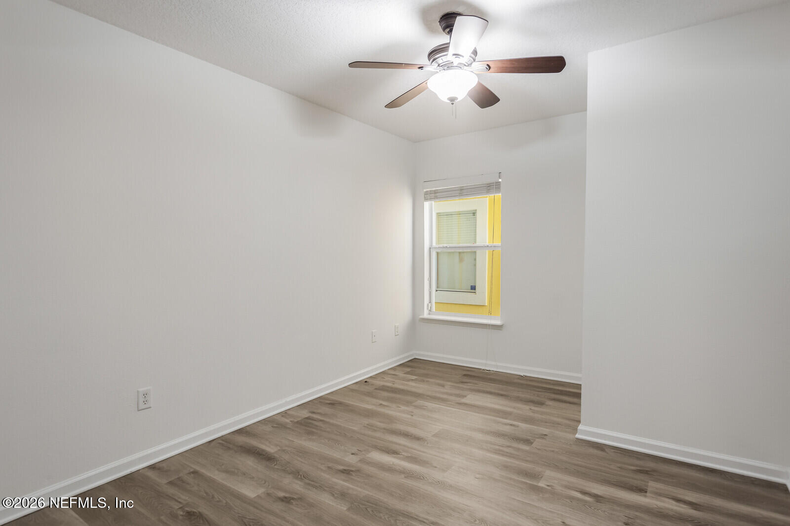 13811 HERONS LANDING Way 9