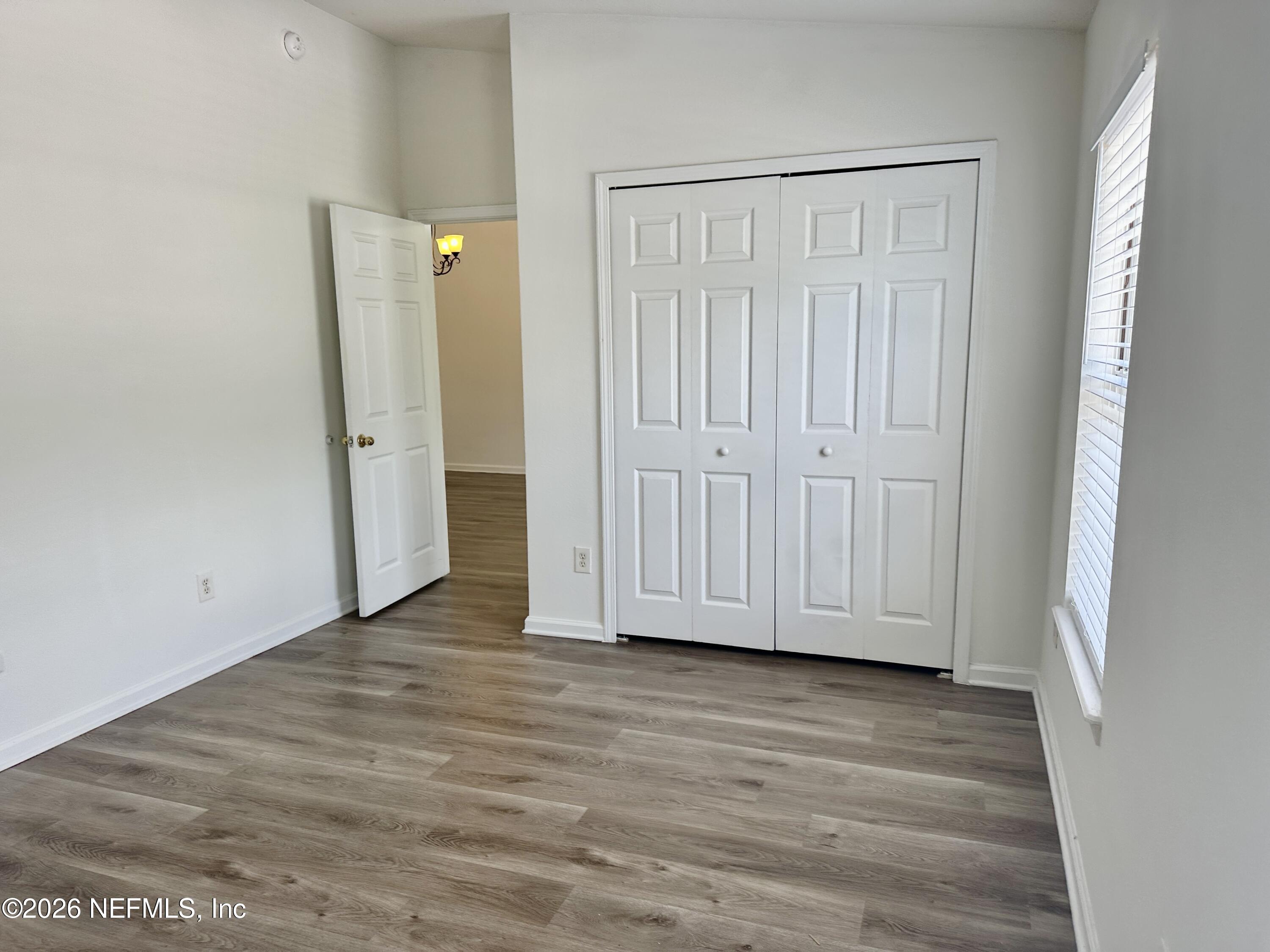 13811 HERONS LANDING Way 9