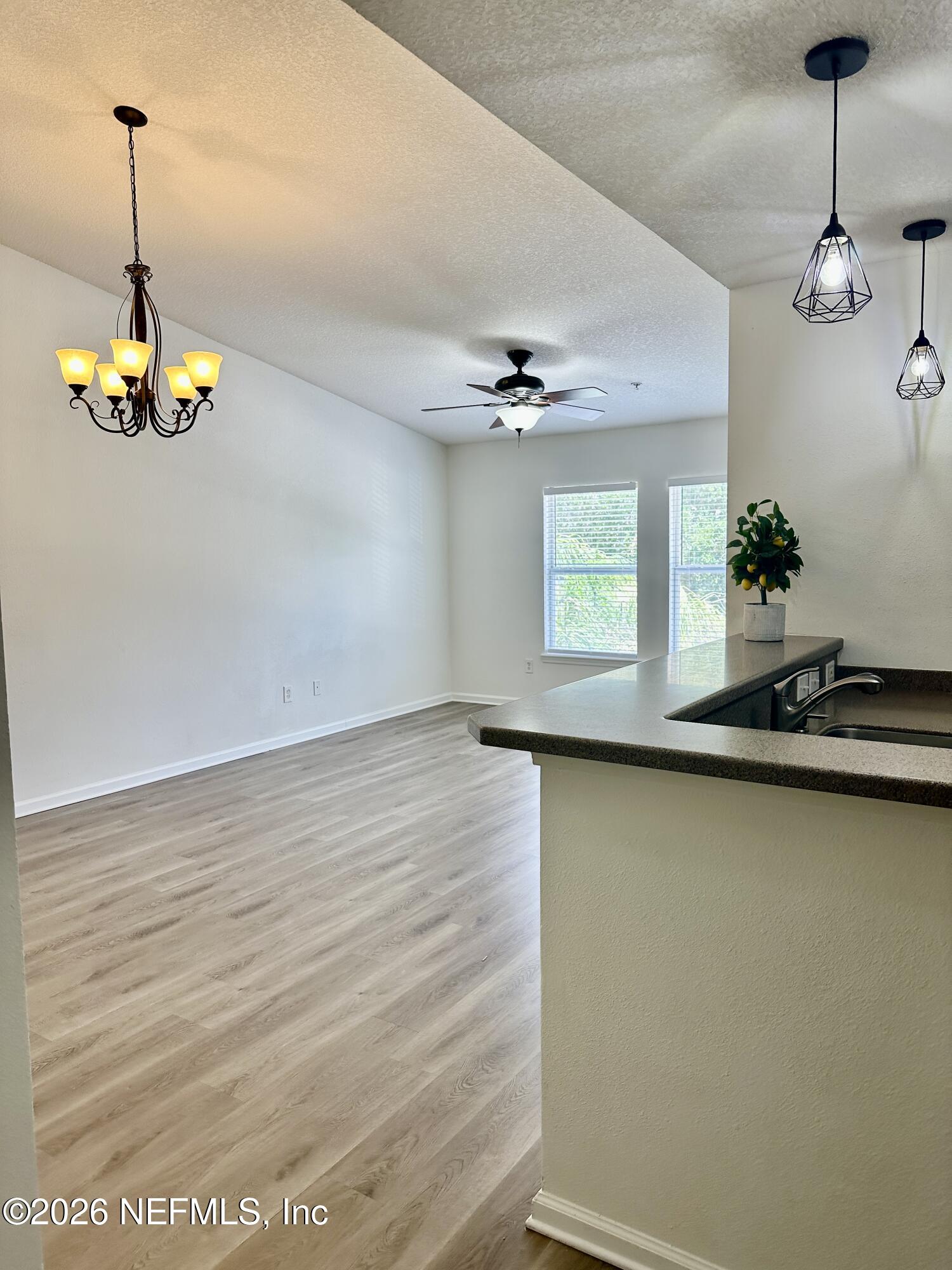 13811 HERONS LANDING Way 9