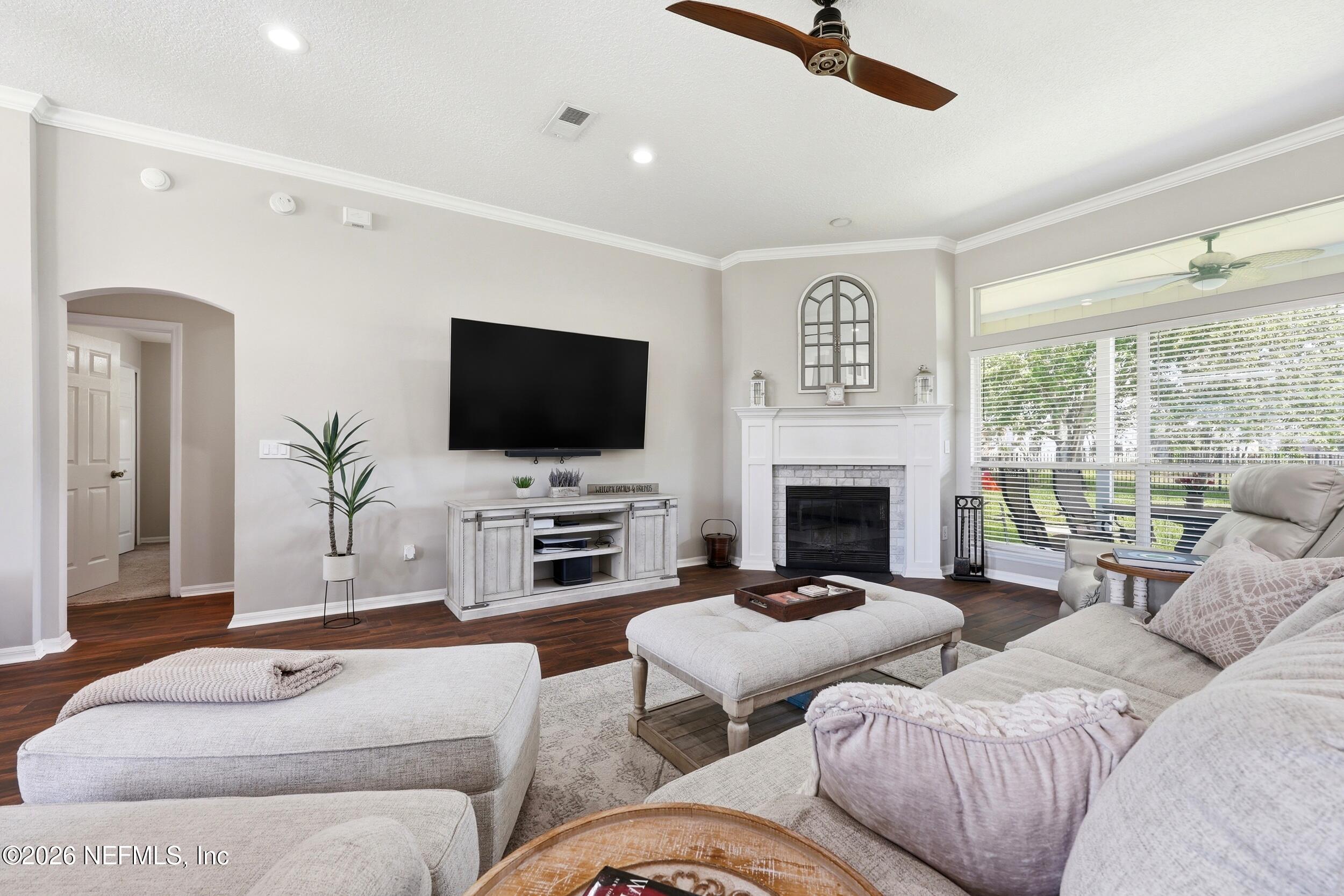 13877 SOFTWIND Trail N