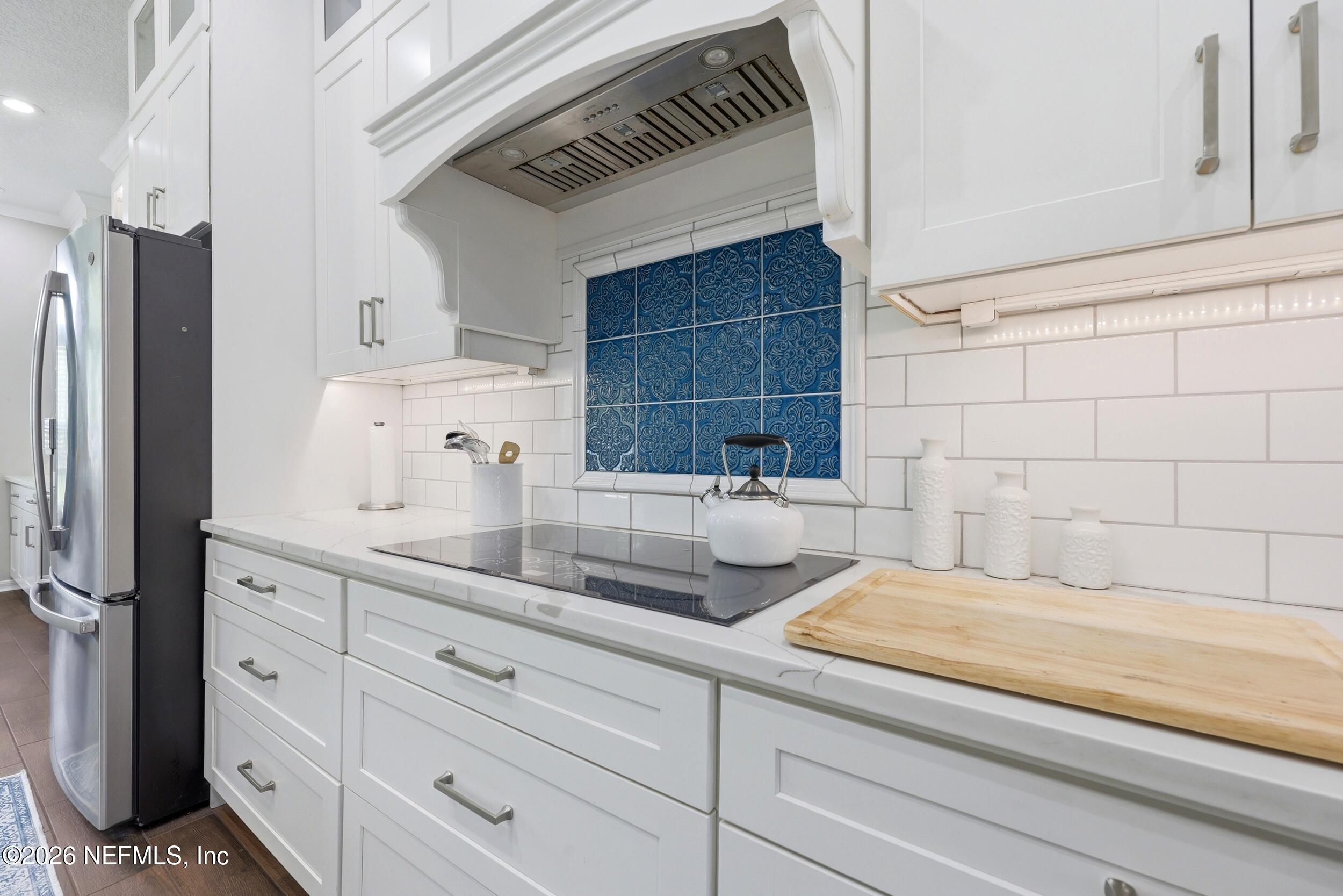 13877 SOFTWIND Trail N