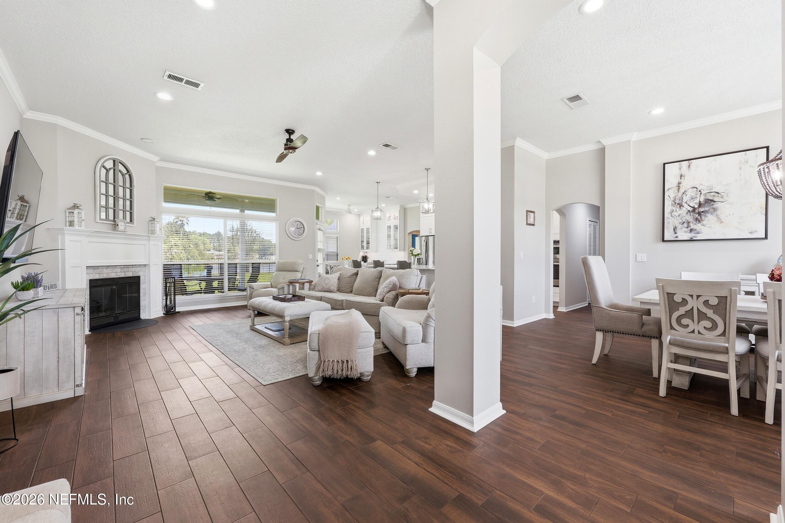 13877 SOFTWIND Trail N