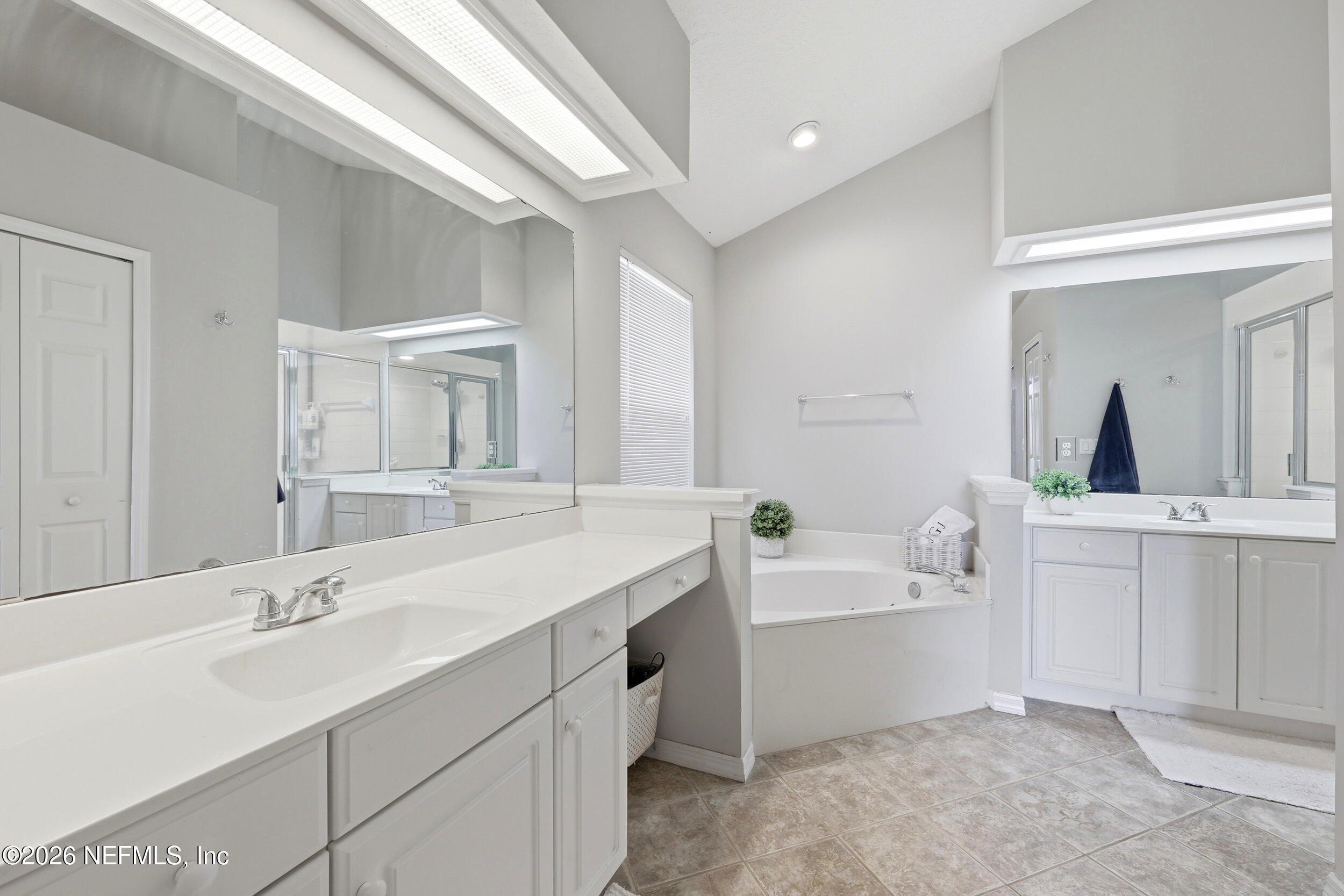 13877 SOFTWIND Trail N