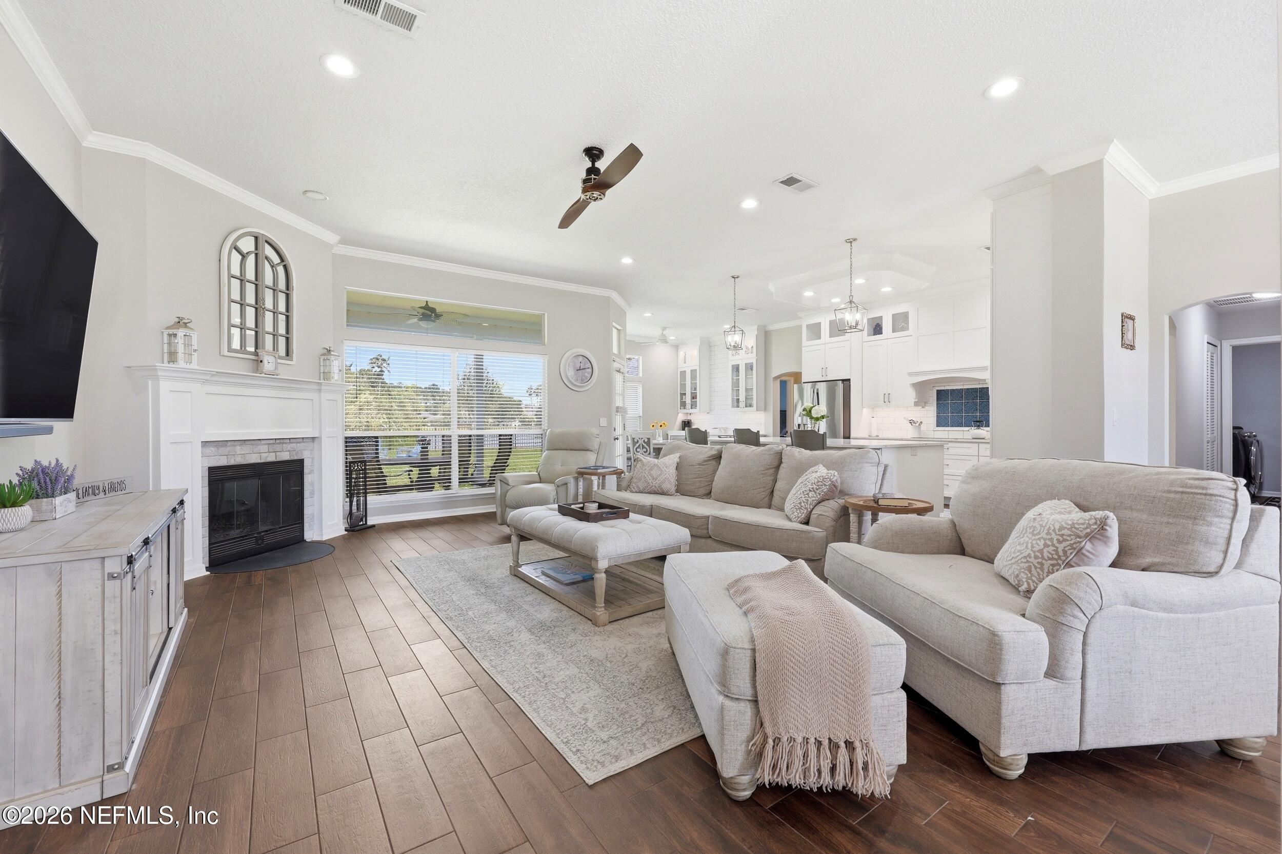 13877 SOFTWIND Trail N