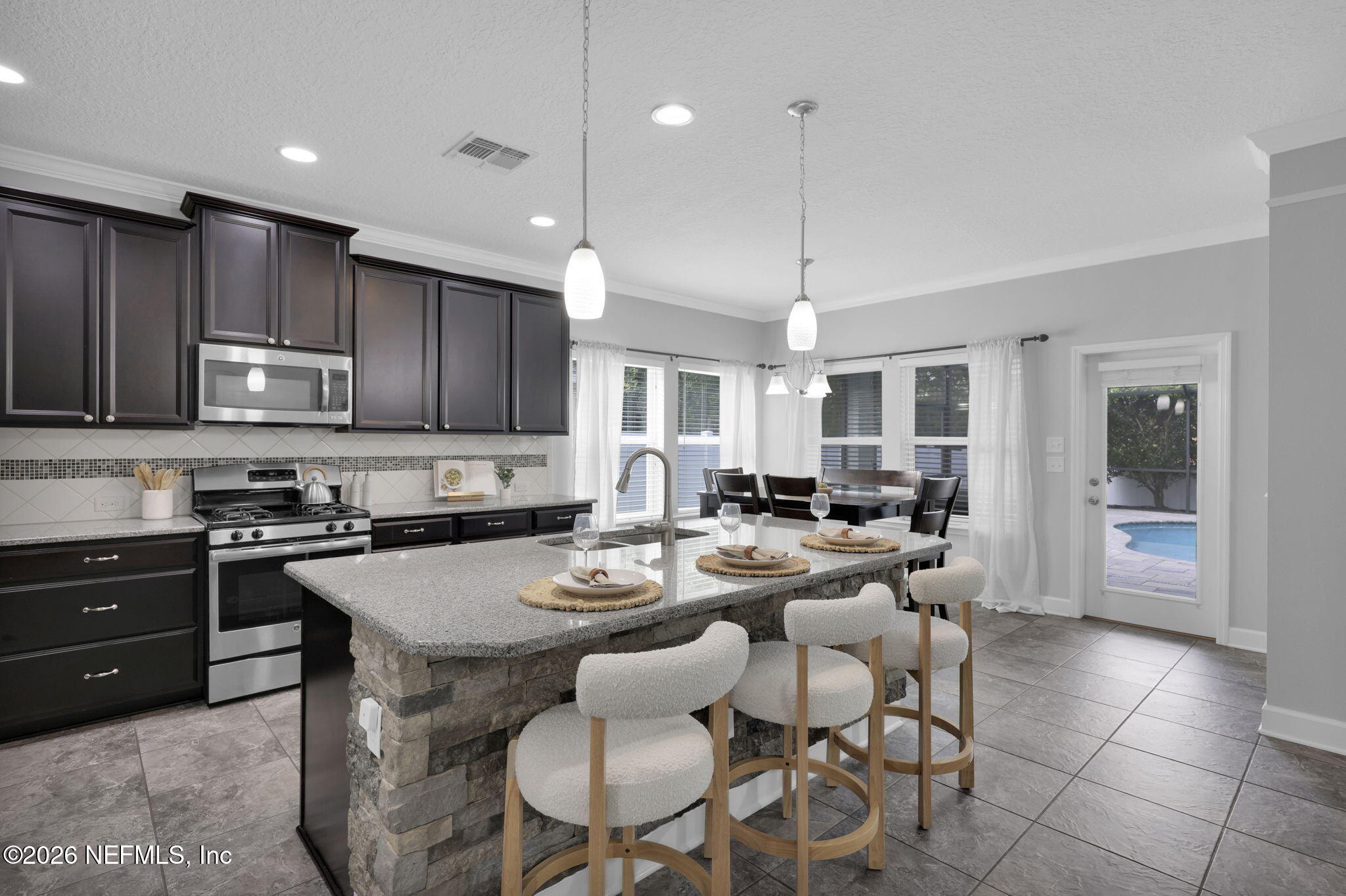 141 BROOKLINE Trail