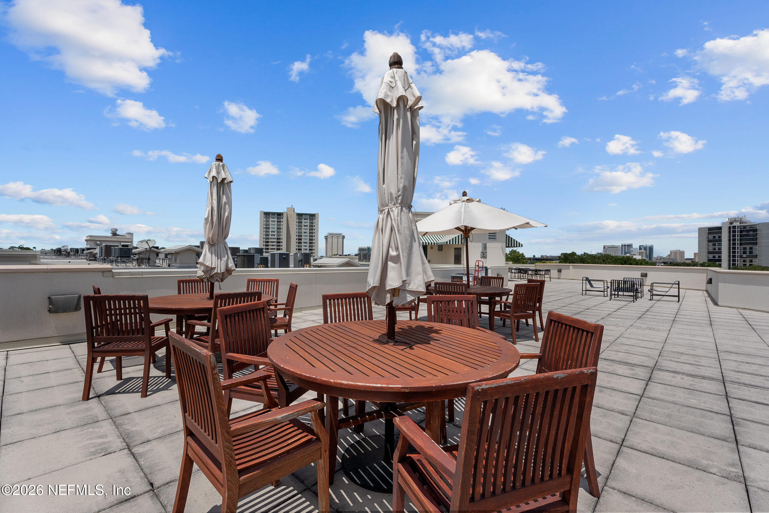 1661 RIVERSIDE Avenue 313