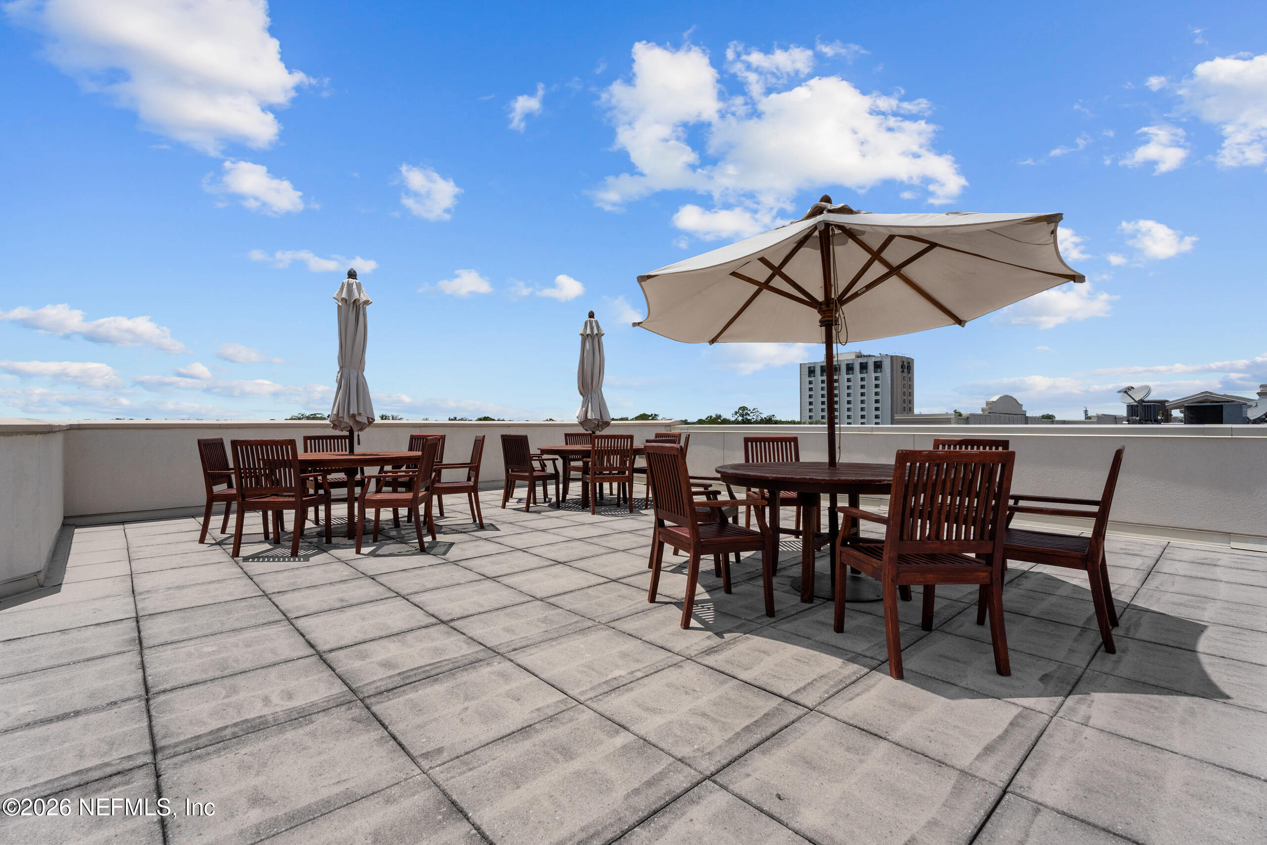 1661 RIVERSIDE Avenue 313