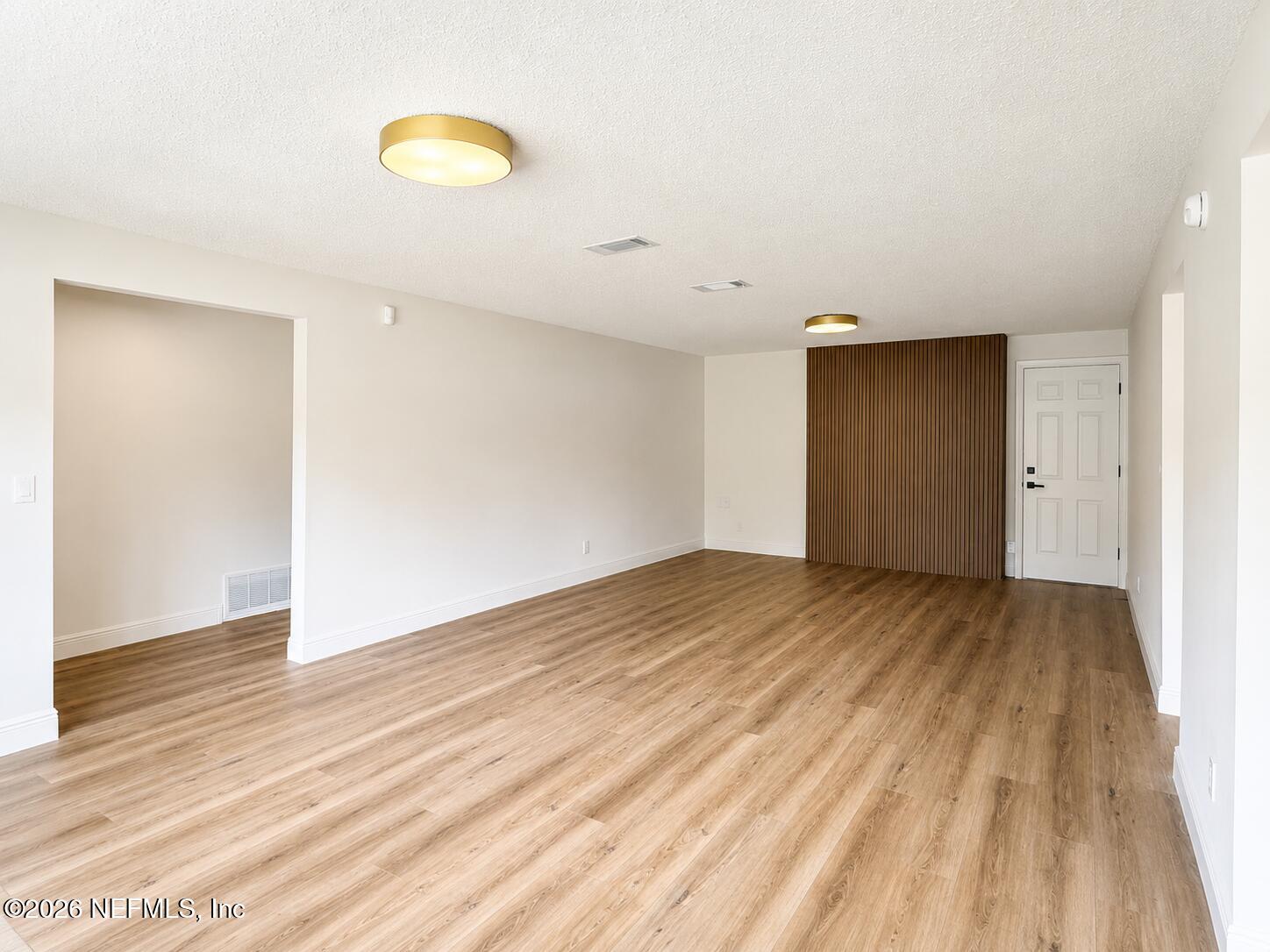 493 CLERMONT Avenue S