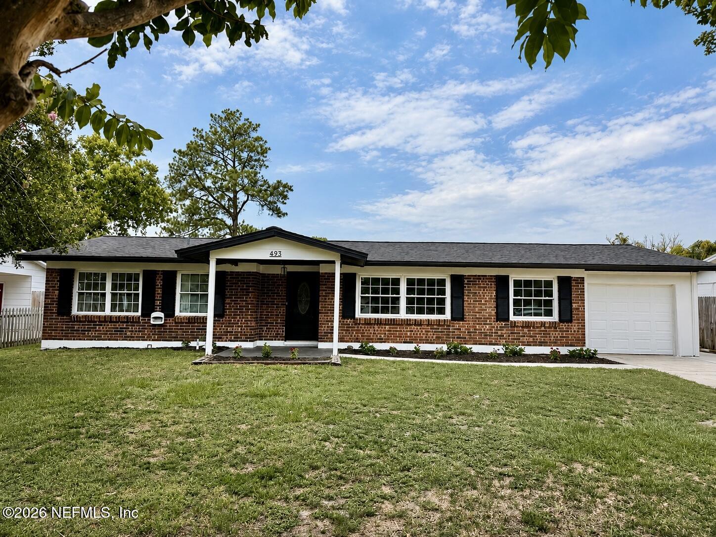 493 CLERMONT Avenue S
